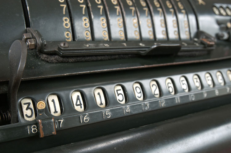 The need to do calculations throughout history: from the first calculators to the birth of computing